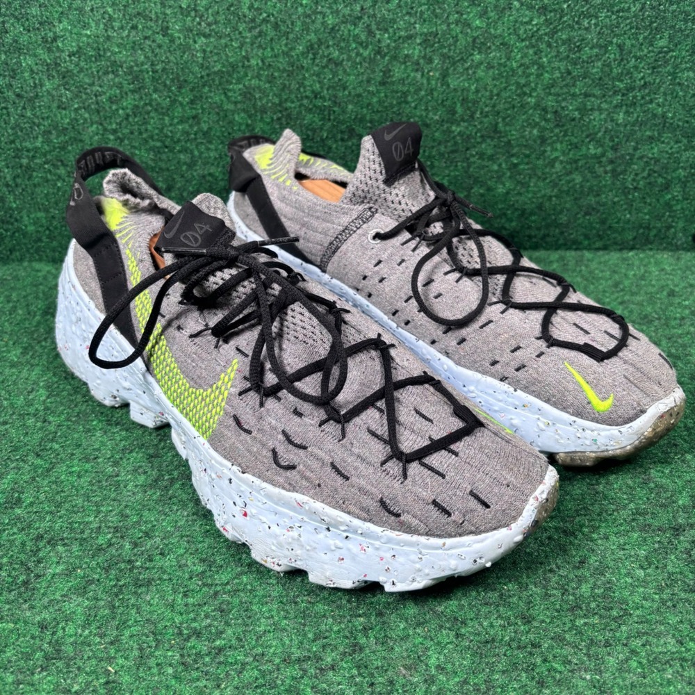 Nike Space Hippie 04 Smoke Grey Volt CD3476-001 Mens Running Shoes Size 13.5
